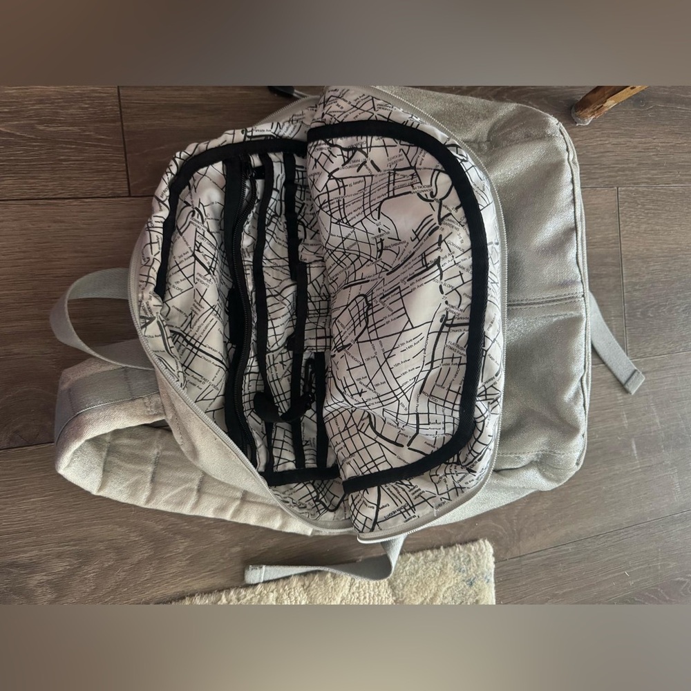 EUC State backpack - Picture 4 of 11